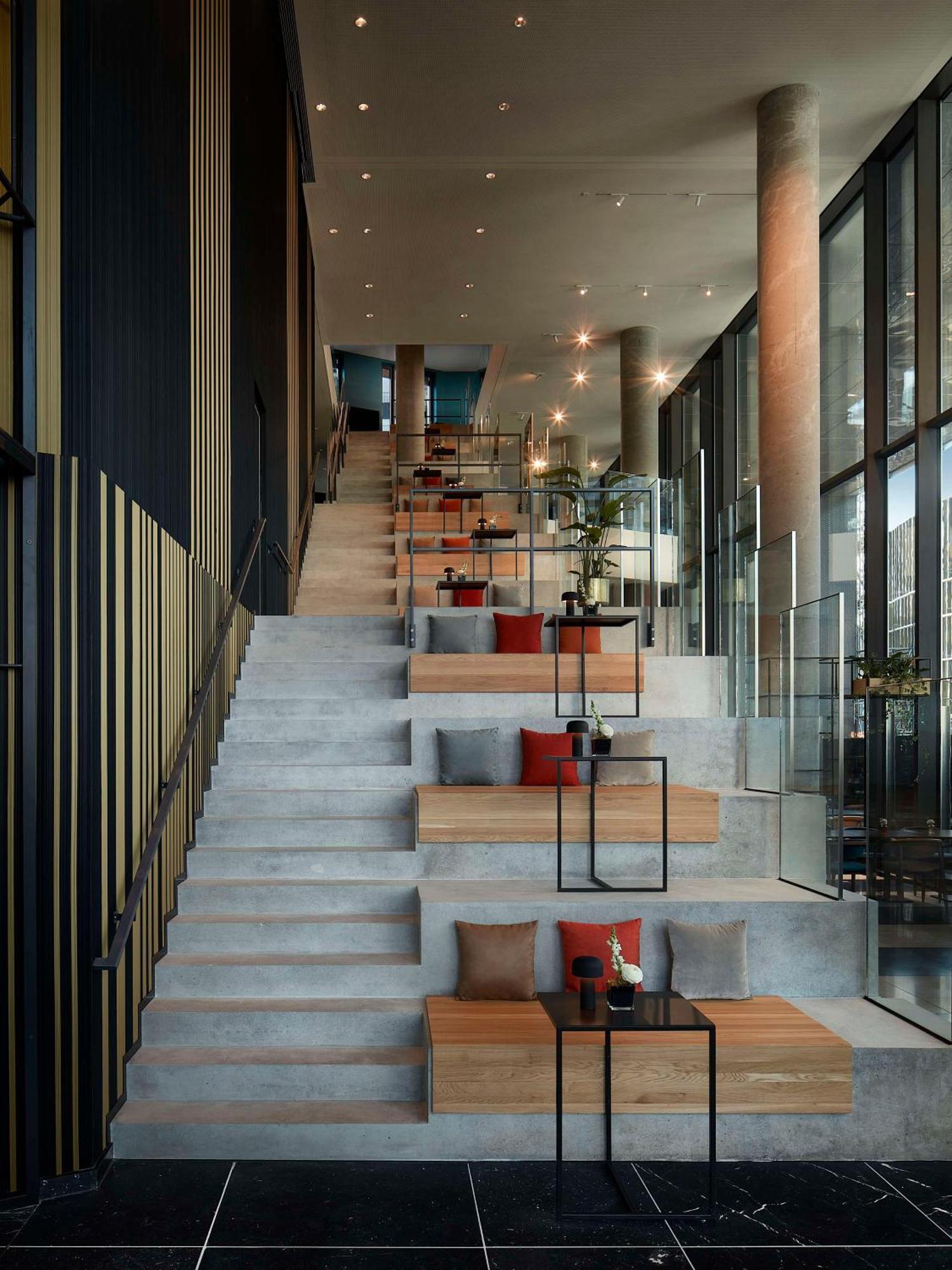 Отель Nh Collection Frankfurt Spin Tower Франкфурт-на-Майне