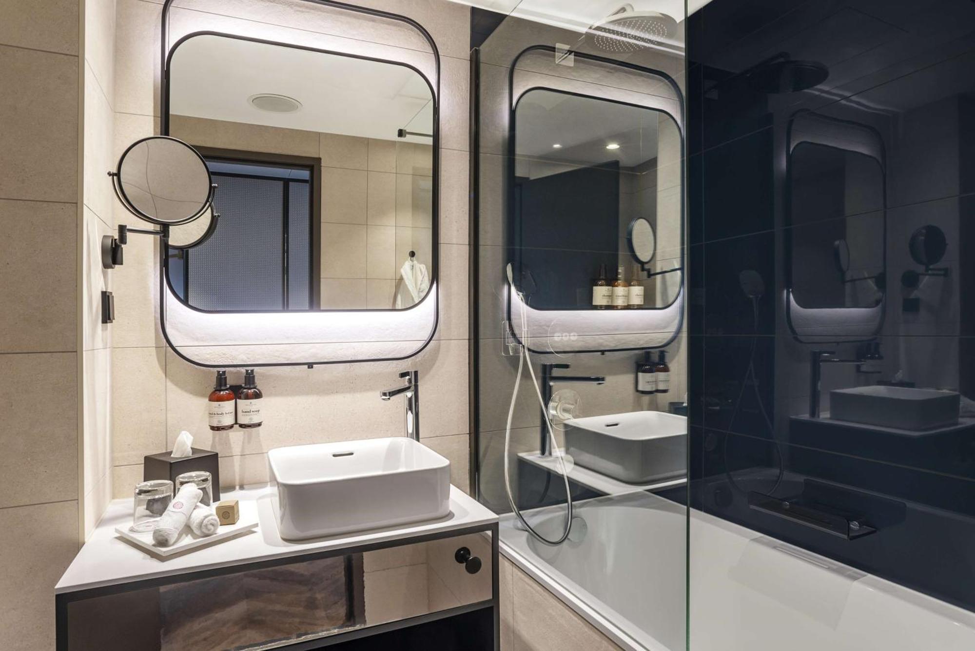 Nh Collection Frankfurt Spin Tower 4*