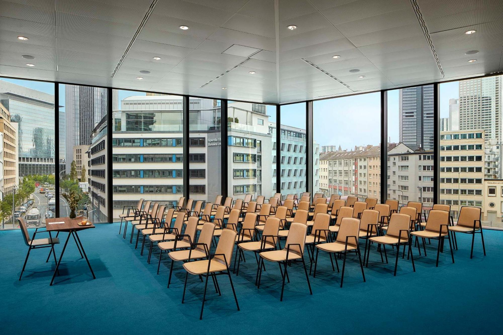 Отель Nh Collection Frankfurt Spin Tower Франкфурт-на-Майне