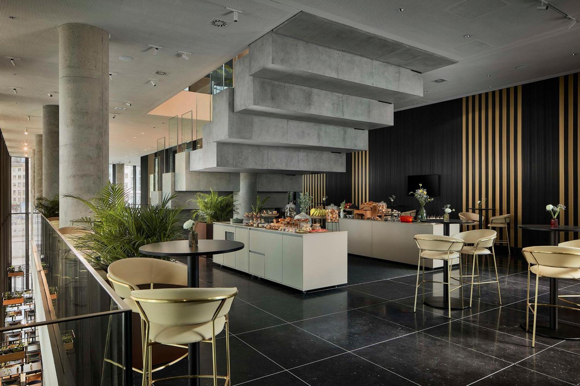 Nh Collection Frankfurt Spin Tower 4*