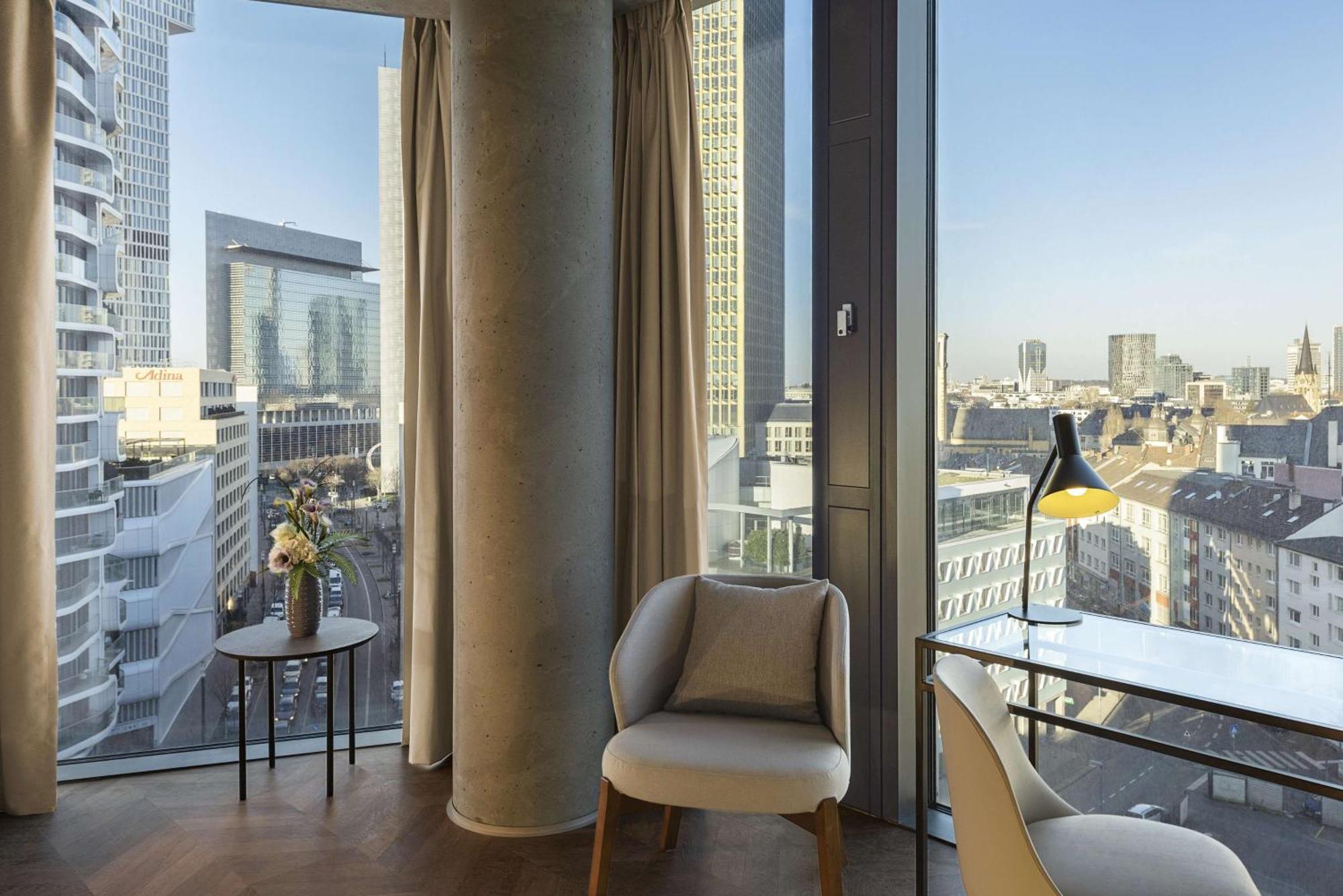 Nh Collection Frankfurt Spin Tower Отель